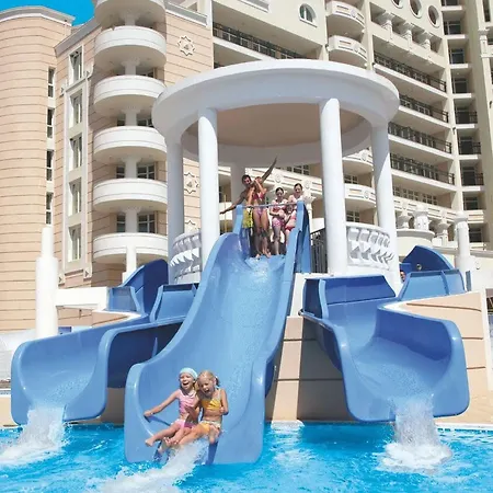 Family Luxurious With Sea View Apartmán *